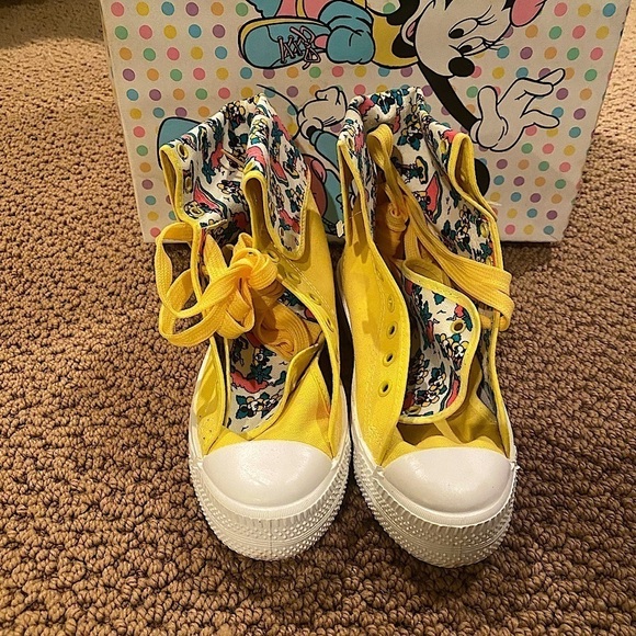 Shoes - Vintage Mickey & Minnie Mouse X Floral Converse Shoes